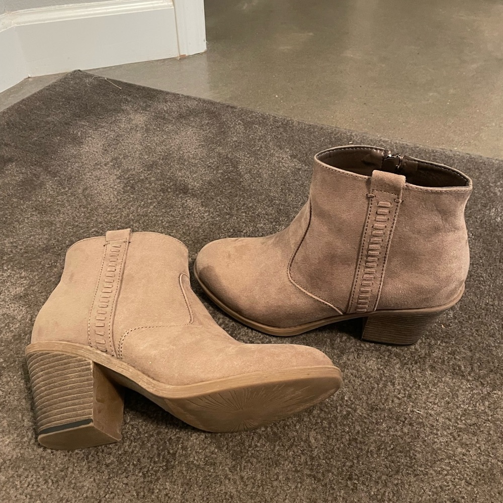 Jessica Cline Ankle Heel Boots